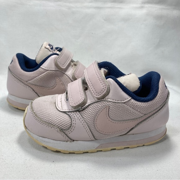 Nike Other - Nike MD Runner 2 Trainer Running Shoes Size 8C 807328-600